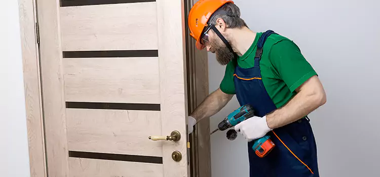 Replace Internal Door Handle with Lock Wesley Chapel